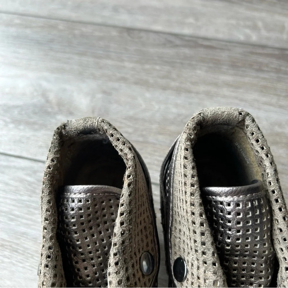 Tamaris  Trend Champagne Perforated Nubuck Leather Fold Over Heeled Sneaker - Picture 16 of 16